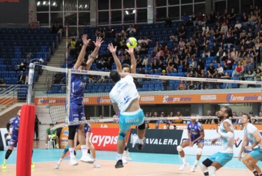 Vôlei São José justifica presença em semifinal 7