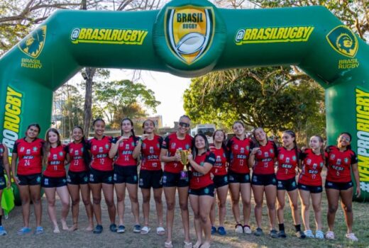 Jacareí Rugby comemora título no feminino 9