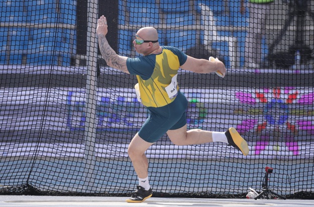 Gigante taubateano segue medalhista de Mundial 3