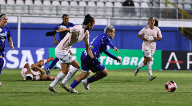 Taubaté anuncia chegada de zagueiro experiente 3