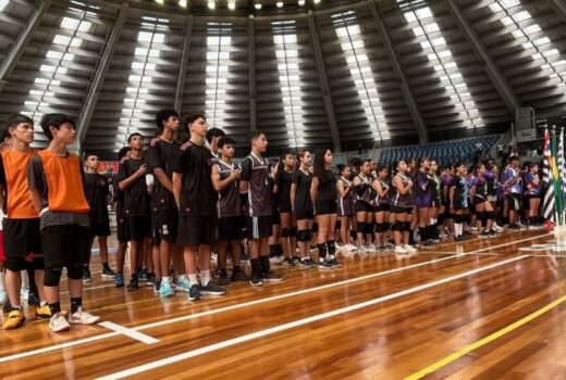 Teatrão tem sábado com mais um festival de vôlei 8
