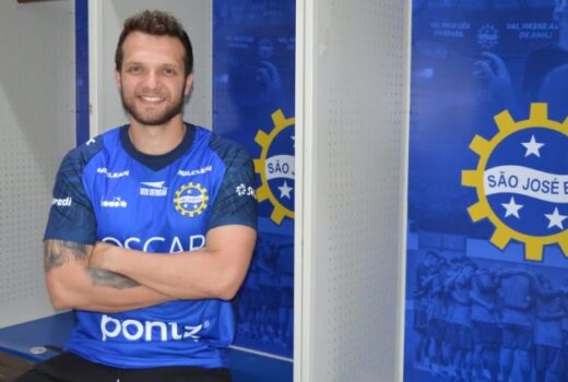 São José anuncia zagueiro que estava no Sul 5