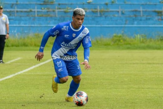 Taubaté apresenta atacante que já esteve no clube 7