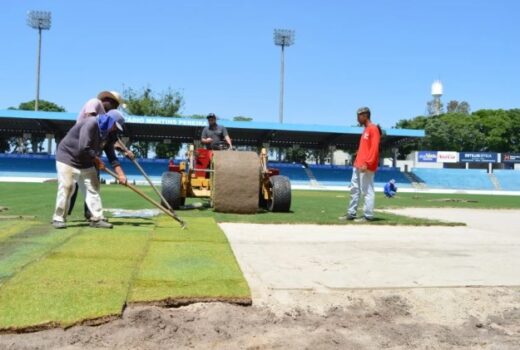 São José vai montando elenco e cuidando do campo 9
