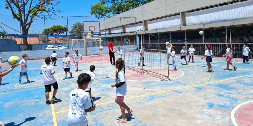 Festival de Iniciação Esportiva agitou estudantes 1