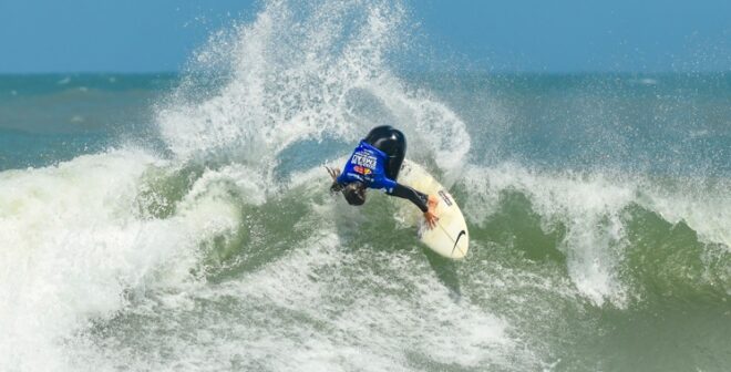 Surfista ubatubense sai da disputa por título 1