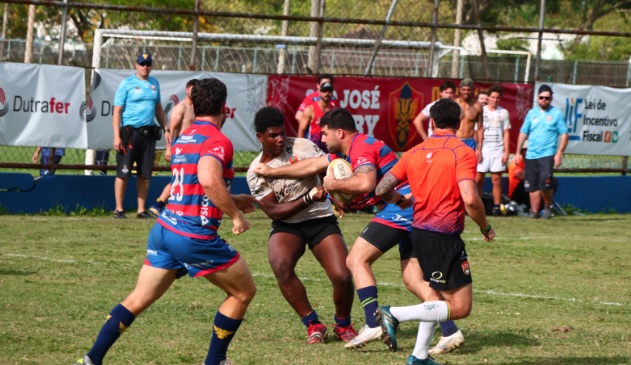 Garotos do São José Rugby surpreendem em torneio 1