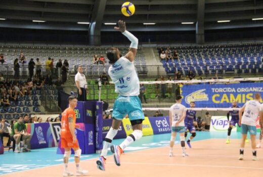 Vôlei São José esboça reação na Superliga 1