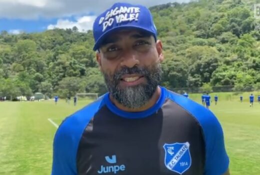 Taubaté teve técnico novo acompanhando jogo-treino 8