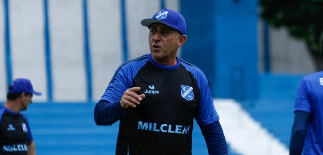 Taubaté define novo técnico antes de jogo-treino 3
