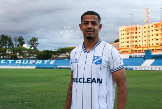 Taubaté confere contratação de atacante 6