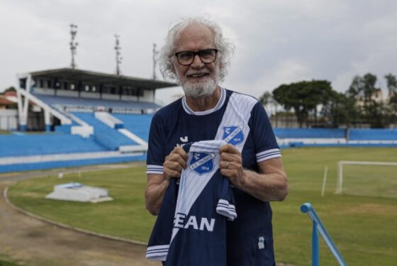 Taubaté lança camisa homenageando embaixador 1