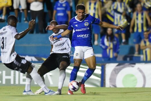 São José empata na primeira em casa do técnico 8
