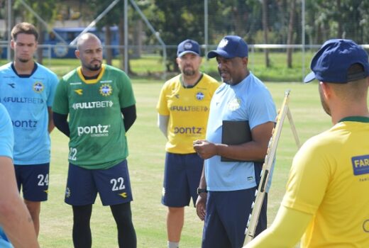 São José teve o dia da chegada do novo técnico 17