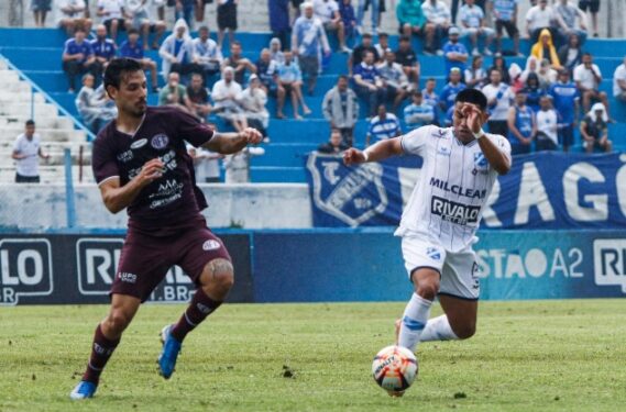 Taubaté perdeu para a líder e continua sem vitória 1