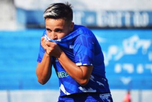 Taubaté feminino mantém base para nova temporada 5