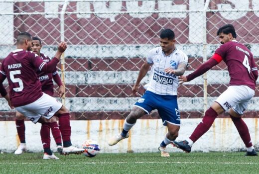 Taubaté leva virada e amarga primeira derrota 7