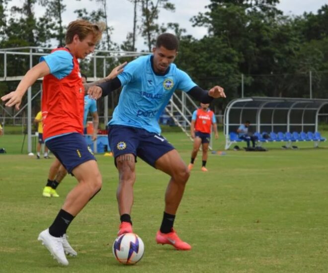 São José inscreve atacante e profissionaliza garotos 2