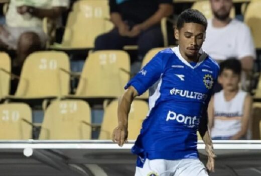 São José inscreve atacante e profissionaliza garotos 11