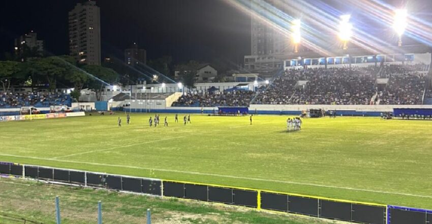 Copinha tem sábado decisivo para times da região 1