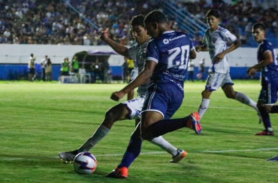 Taubaté perde e fica pressionado na Copinha 1