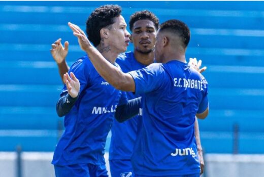 Taubaté regulariza todos os jogadores 15