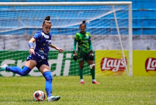 Taubaté feminino anuncia remanescentes no elenco 17