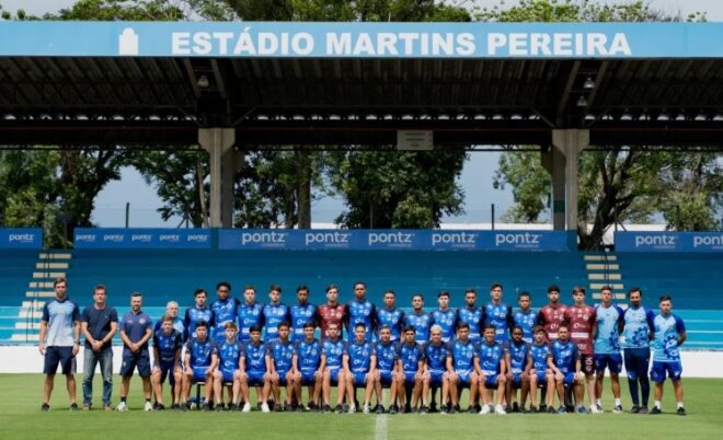 São José abre treino à torcida e prepara Copinha 2