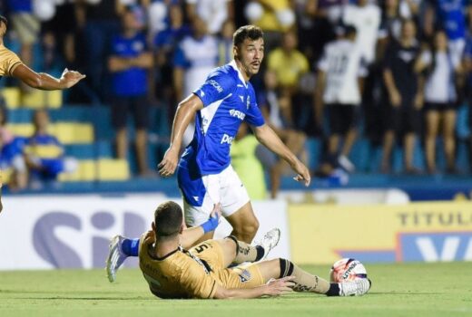 São José vence mais uma na volta ao Martins Pereira 15