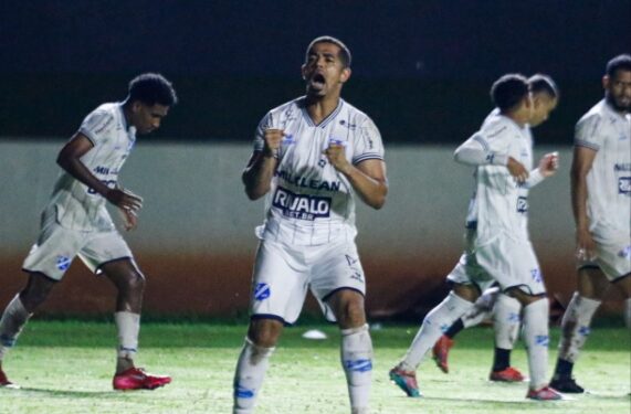 Taubaté agora joga pela primeira vitória em casa 1