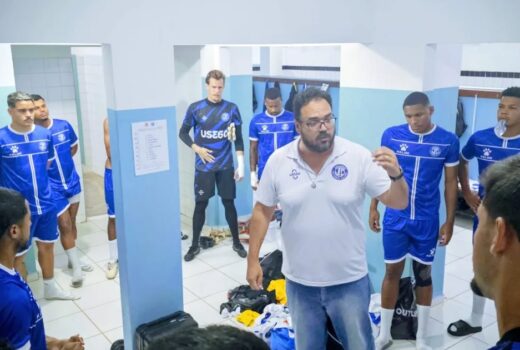Jacareí joga a histórica primeira partida em casa 10