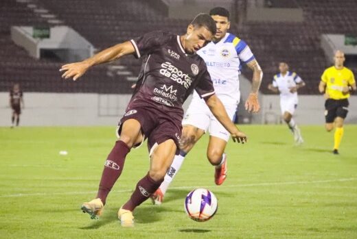 São José leva goleada e fica em desvantagem 9