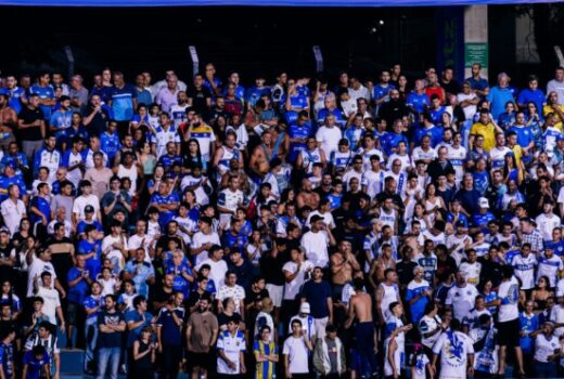 Ingressos estão disponíveis para dois jogos no Martins Pereira 6