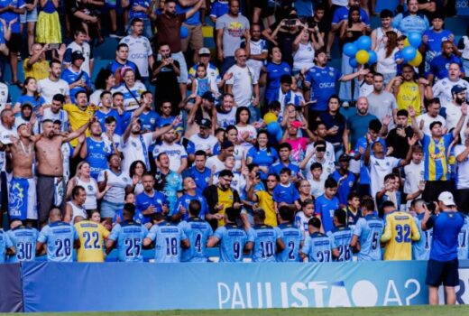 São José tem promoção nos ingressos do quadrangular 12