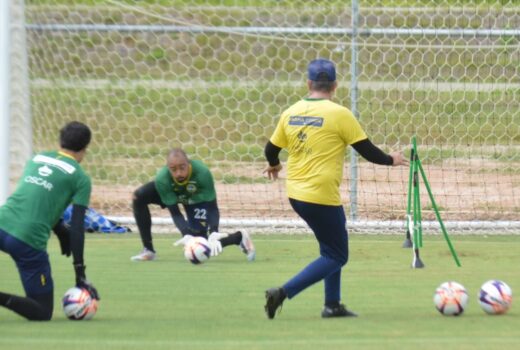 São José fecha fase esperando quadrangular 1