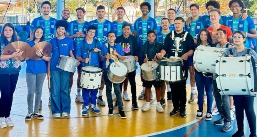 Vôlei São José visitou estudantes torcedores 10