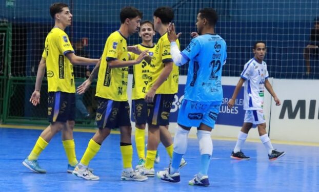 São José Futsal dorme líder no Paulista após goleada 10