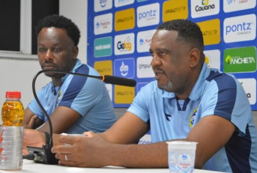 São José anuncia permanência de técnico 6