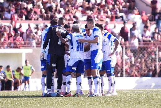 São José joga pelas chances que restam 5