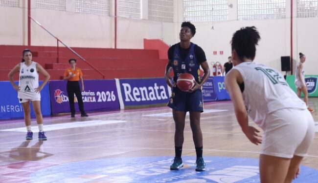 Basquete feminino joseense aplica vitória centenária 4