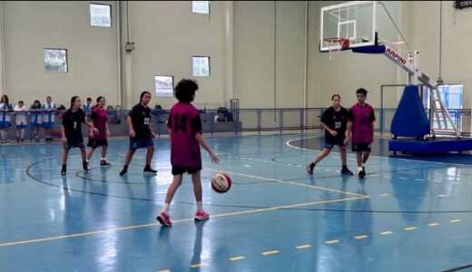 Jogos de estudantes abrem semana com basquete 15