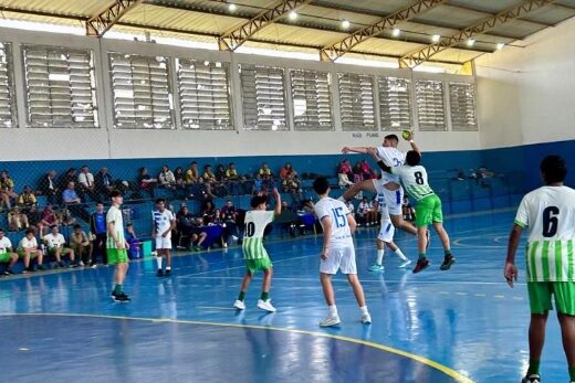 Escola domina handebol da rede de ensino joseense 8