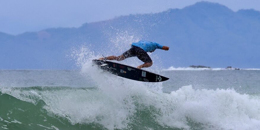 Surfistas do Litoral Norte somam para um tetra 4