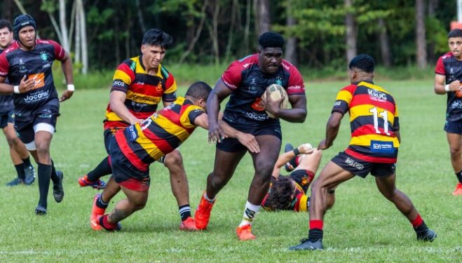 Jacareí Rugby fez valer favoritismo na estreia 7