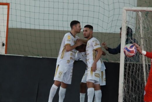 São José Futsal vence no Paulista e lidera 4