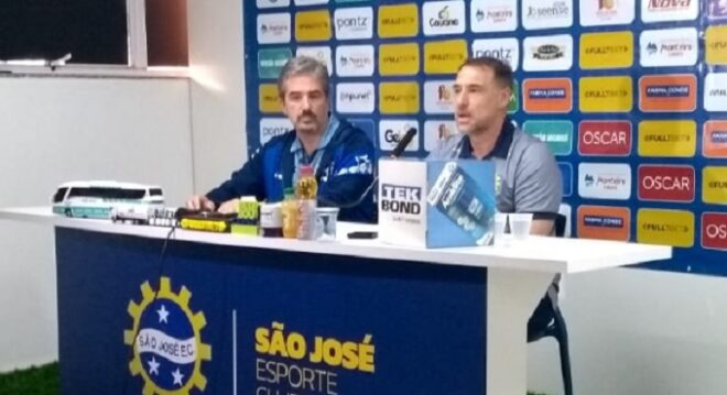 São José divulga planos em apresentação de técnico 2