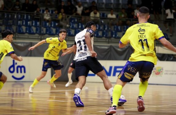 São José Futsal arranca empate e segue na luta 10