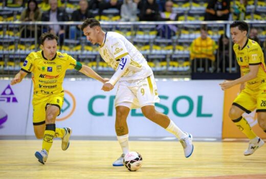 São José Futsal volta à zona de rebaixamento 11