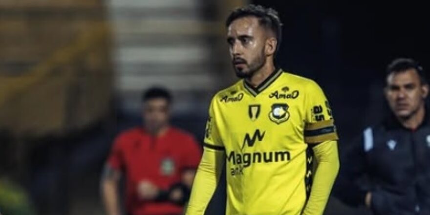 São José anuncia contratação de meia e prepara outro 5