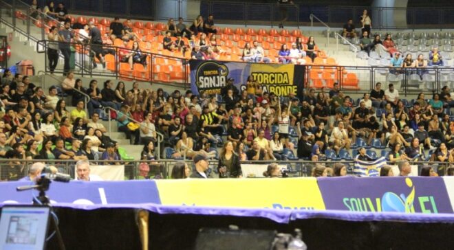 Vôlei São José fez jogo-treino e anunciou ingressos 2